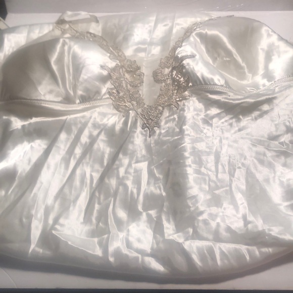 Woman’s elegant romance long slip fairy stretchy gown - Picture 5 of 15